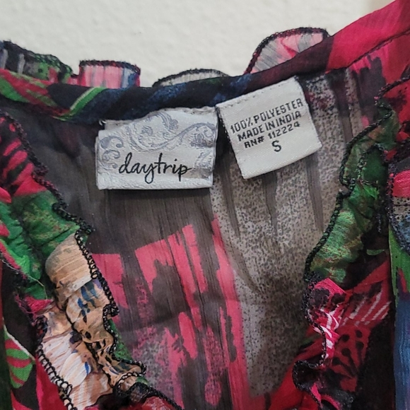 Top - Picture 3 of 4